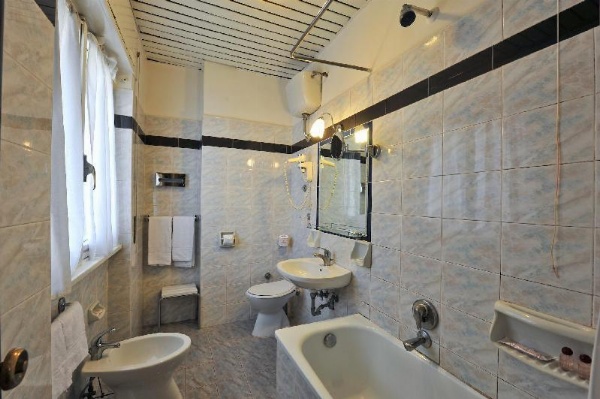 Hotel Regent image 6